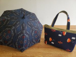 着物をリメイクしたバッグと大島紬の日傘 | atelier すずきの洋傘 