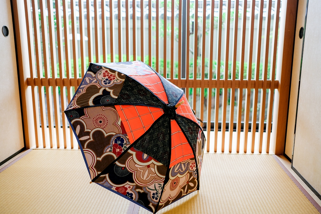 切り返し縫いの日傘