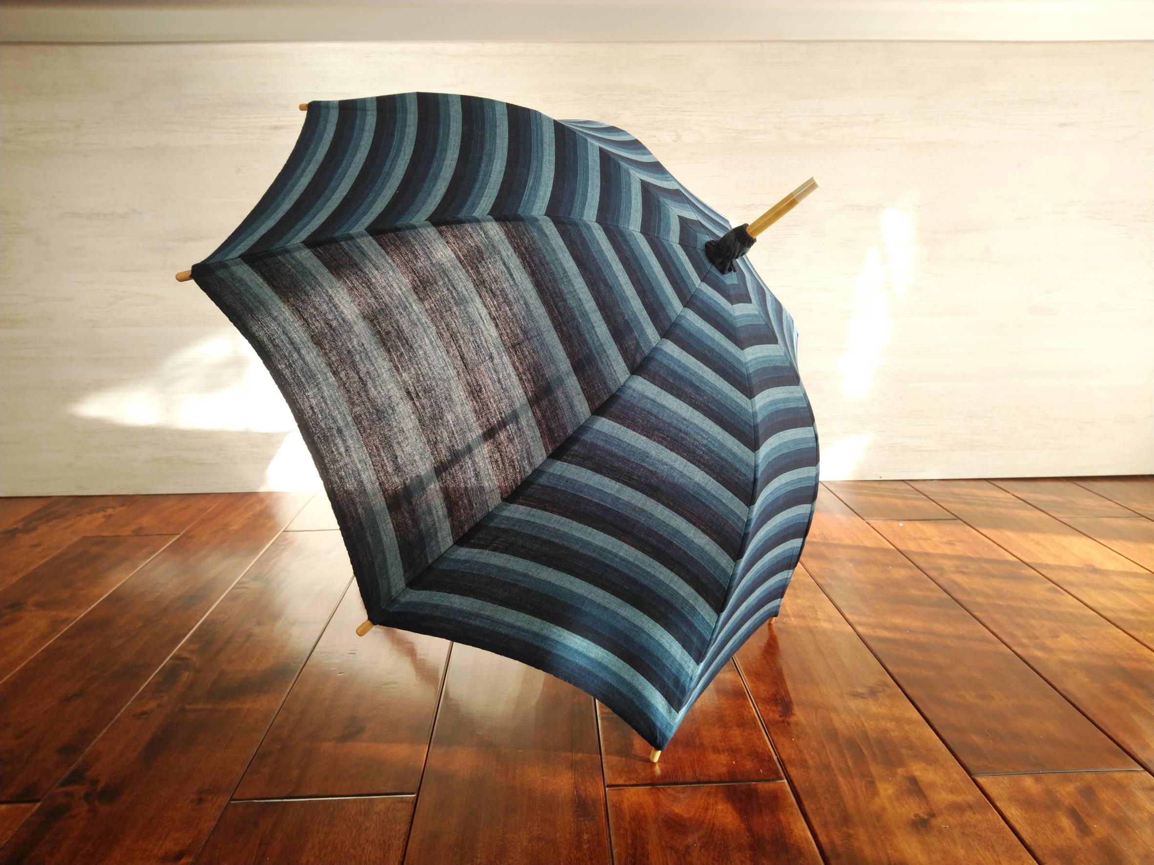 atelier すずきの洋傘 -きものを日傘にリメイク・リサイクル- | アトリエすずきの洋傘は、あなただけのオリジナルの傘をお作り致します |  ページ 15