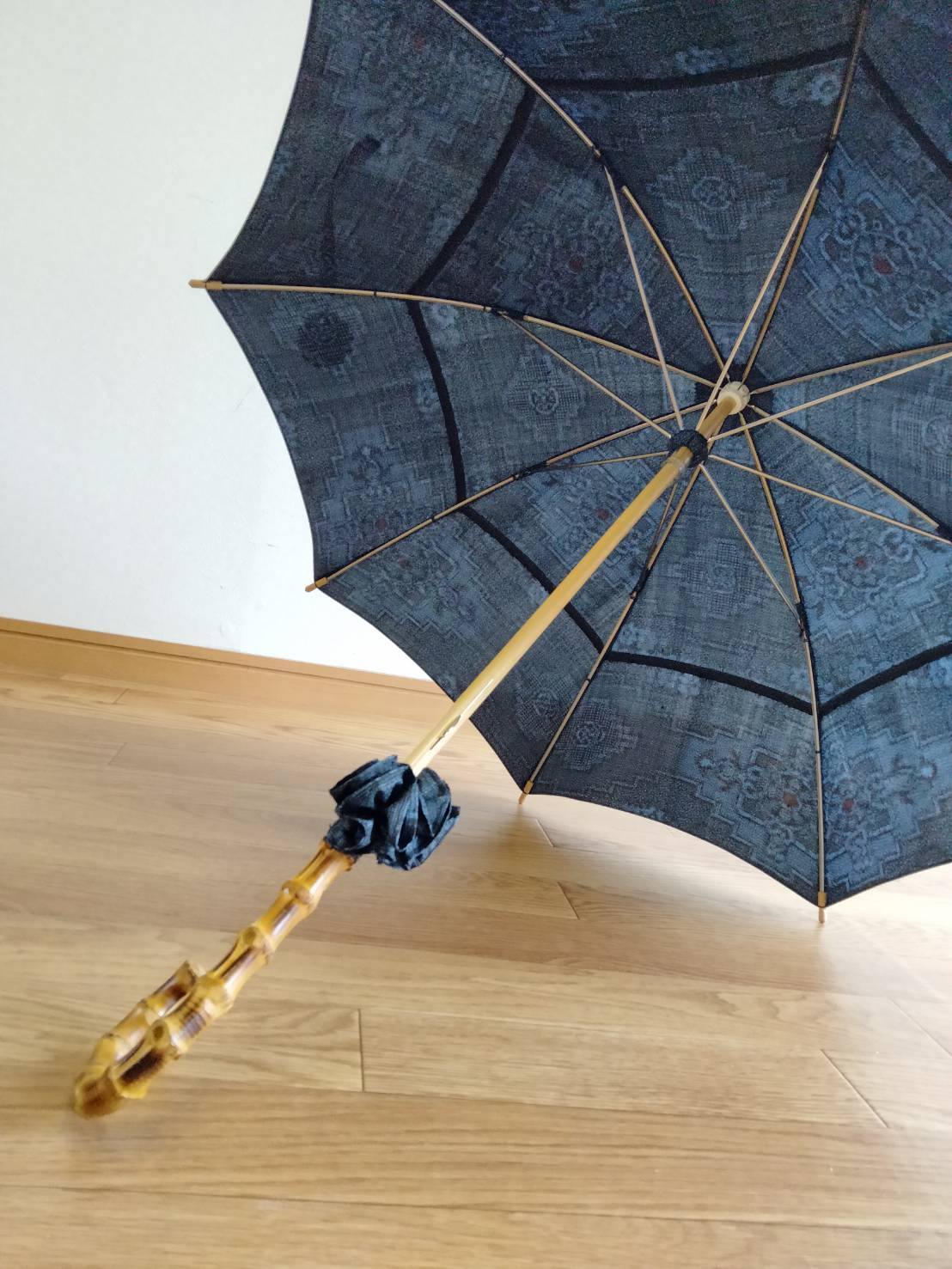 大島紬 | atelier すずきの洋傘 -きものを日傘にリメイク・リサイクル-