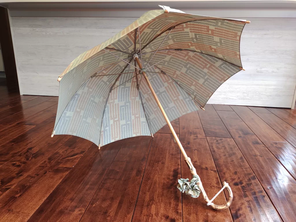 着物から作った日傘