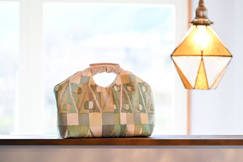 帯リメイク　バッグ